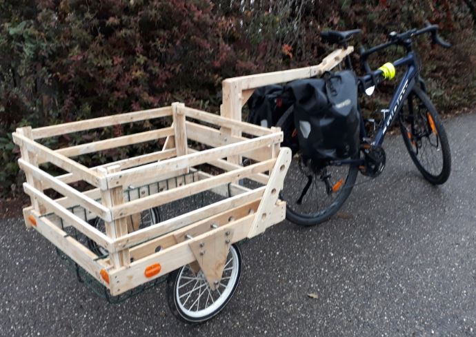 découvrez comment fabriquer une remorque de vélo économique facilement, avec peu de matériel et un budget réduit. guide pratique étape par étape pour un transport à vélo malin et écologique.