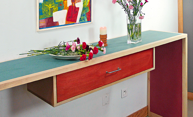 apprenez à fabriquer un plateau coulissant facilement grâce à notre guide étape par étape, idéal pour optimiser votre espace de travail ou de rangement.