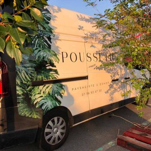 découvrez nos solutions de flocage pour camions paysagistes en 2025, alliant visibilité et design personnalisé pour valoriser votre activité.