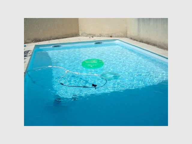 découvrez comment changer le liner de votre piscine facilement grâce à nos conseils pratiques et étapes simples pour un résultat parfait.