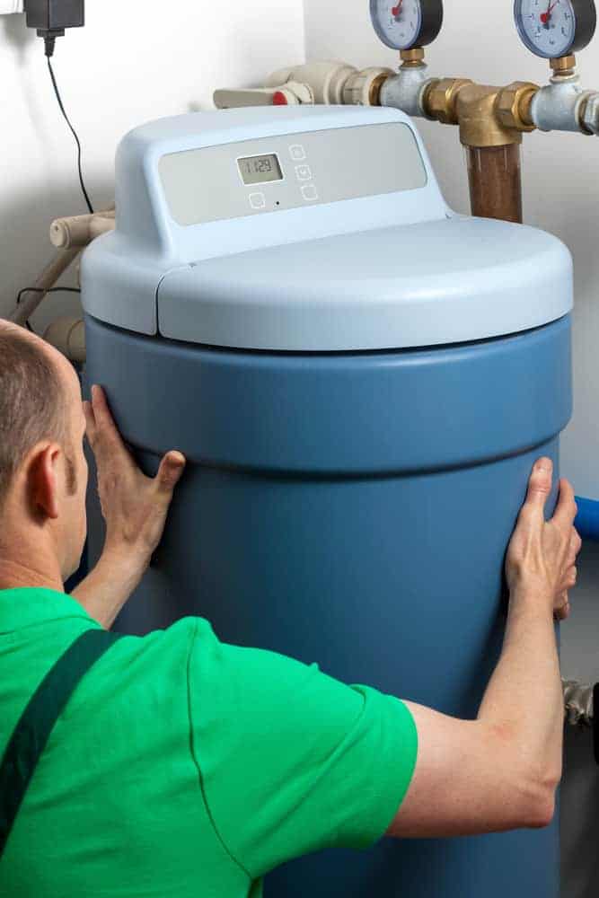 découvrez comment choisir un adoucisseur d'eau adapté à vos besoins pour améliorer la qualité de votre eau domestique et protéger vos installations.