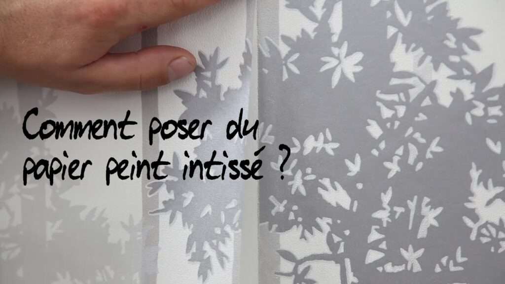 découvrez nos conseils pratiques pour poser facilement du papier peint intissé et transformer votre intérieur rapidement.