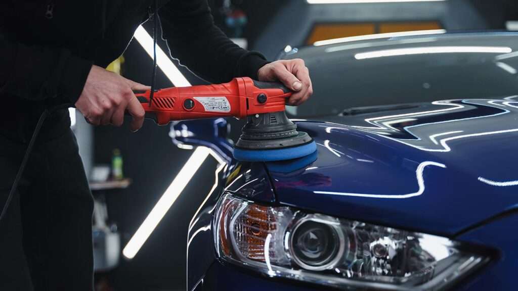découvrez notre polish pour voiture de haute qualité, conçu pour restaurer l’éclat de votre peinture et protéger votre véhicule contre les rayures et l’usure.